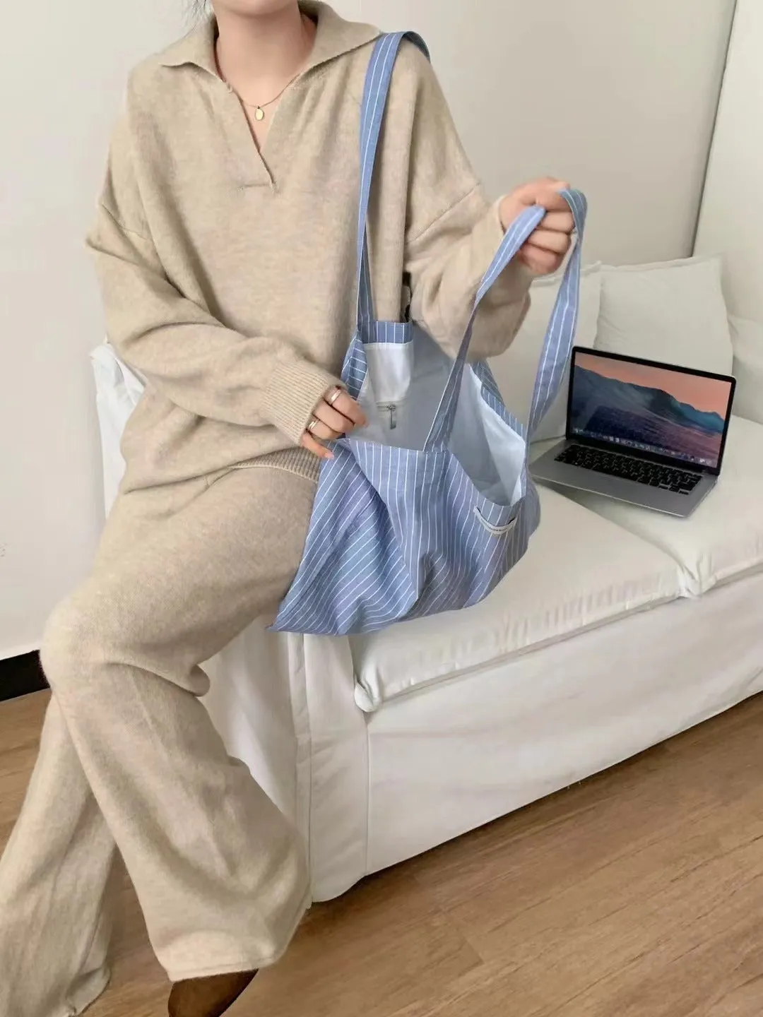 XIEYINSHE 2025Korean version of simple and loose casual sweater knitted suit women's New autumn and winter new polo collar wide-leg pants two-piece set